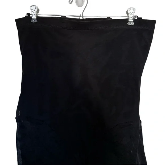 HoneyLove The Super Power Short